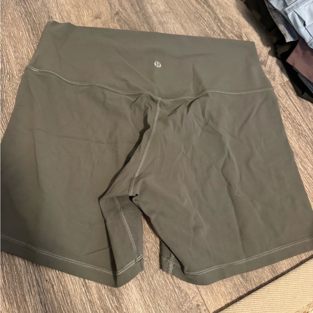 Lululemon align six inch short - grey sage